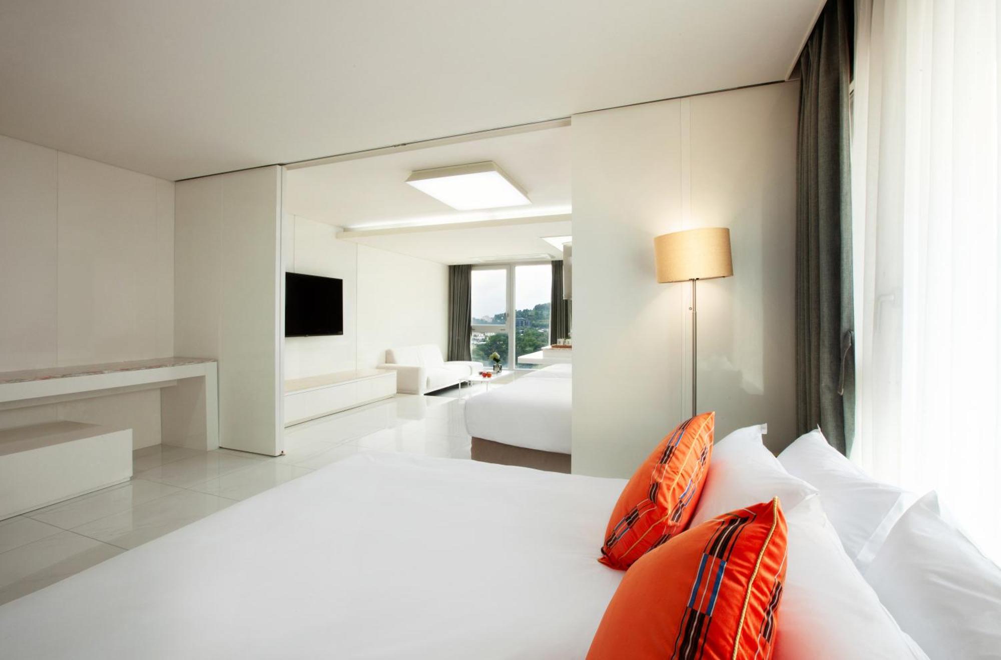 Shin Shin Hotel Jeju Ocean Seogwipo Exterior foto